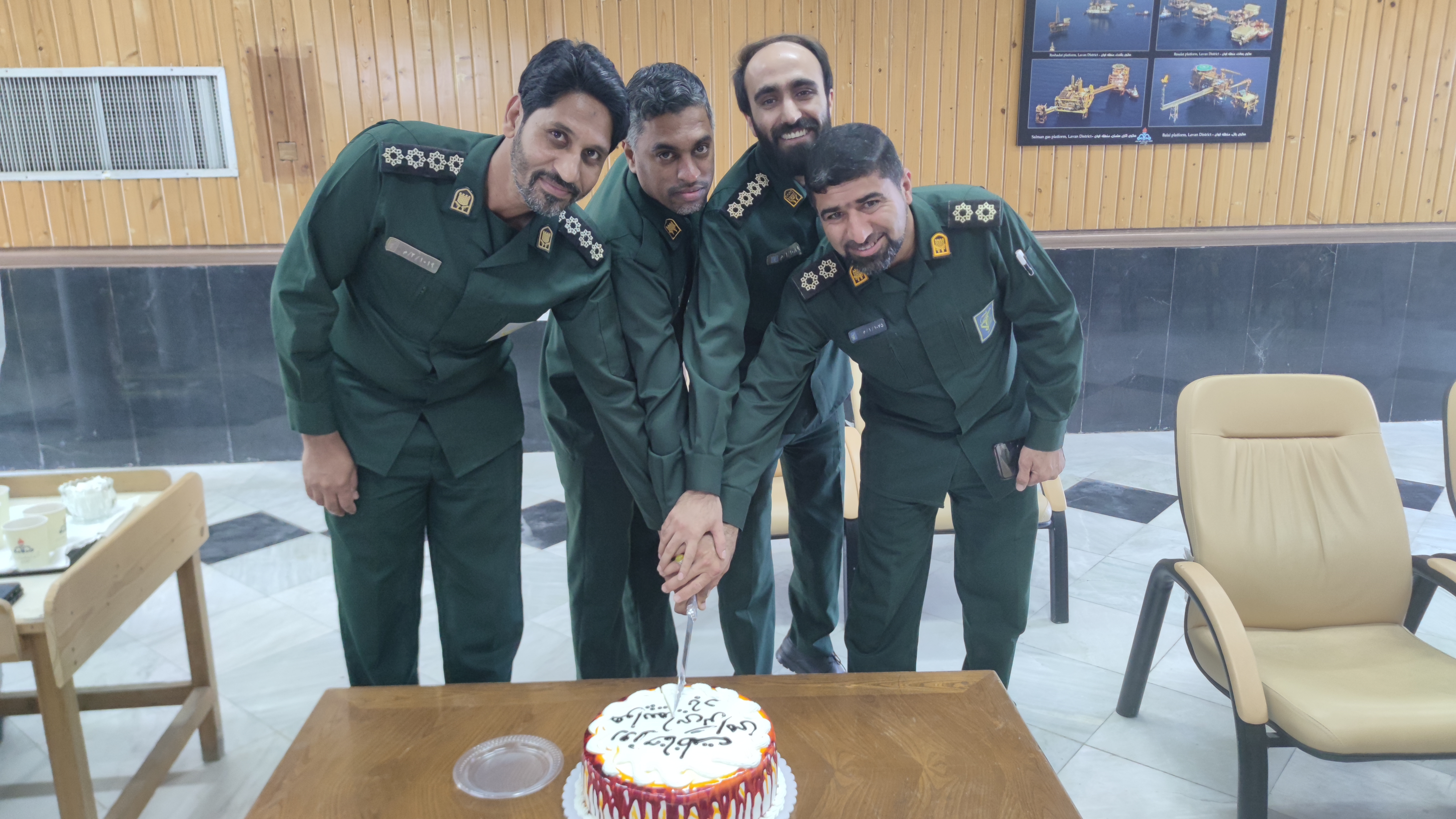 گرامیداشت سالروز تاسیس سپاه حفاظت هواپیمایی در فرودگاه منطقه عملیاتی لاوان
